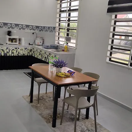 Hadeera Minimalis Family Homestay Kuala Terengganu Exterior photo